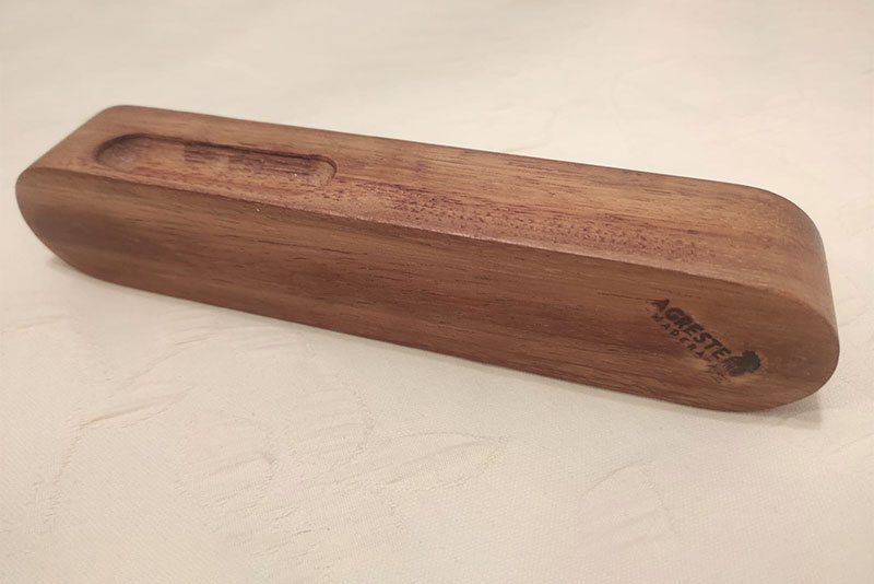 Clapper de costura en madera